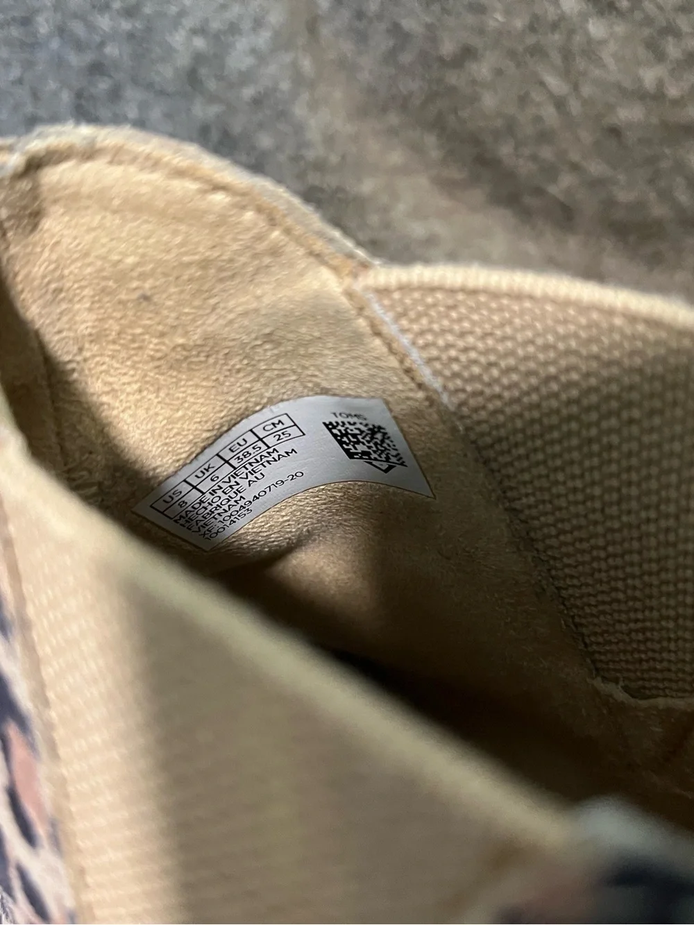 TOMS Kelsey Leopard Wedge Bootie - W8